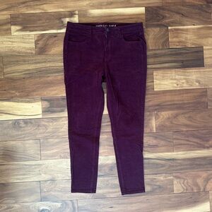 American Eagle Outfitters Burgundy Hi-Rise Corduroy Jeggings size 14